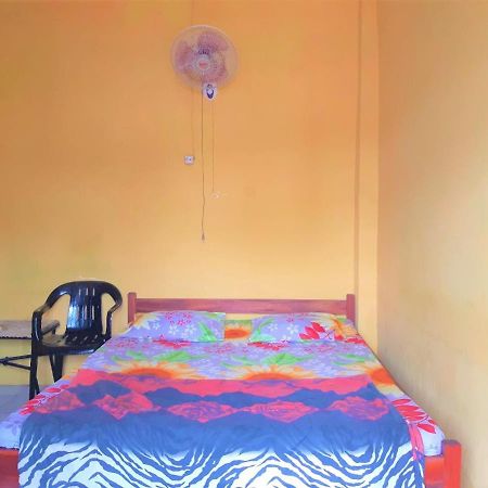 Spot On 2969 Hotel Citra Ayu Labuhan Buitenkant foto