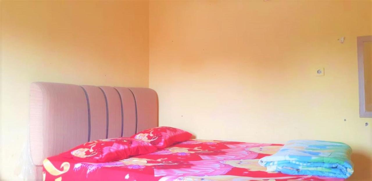 Spot On 2969 Hotel Citra Ayu Labuhan Buitenkant foto